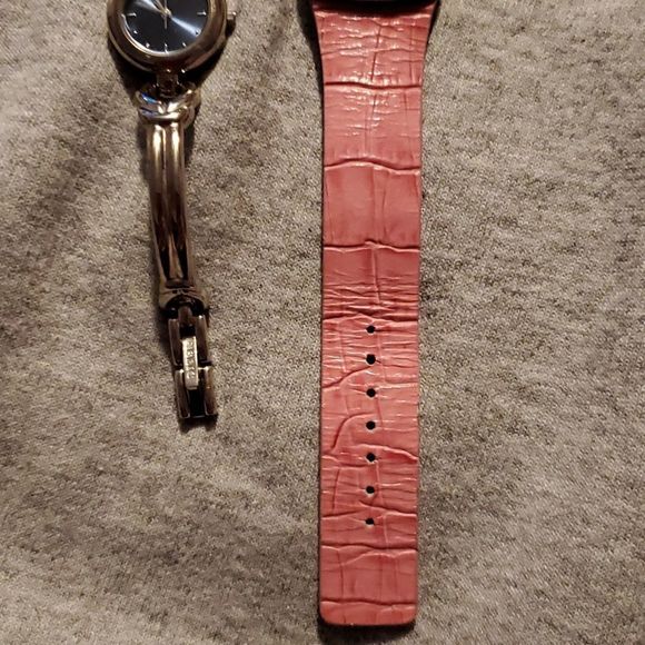 Two‎ Relic Watches ZR33563 ZR33095 Pink Leather Band Silver Bangle Style - Picture 6 of 11